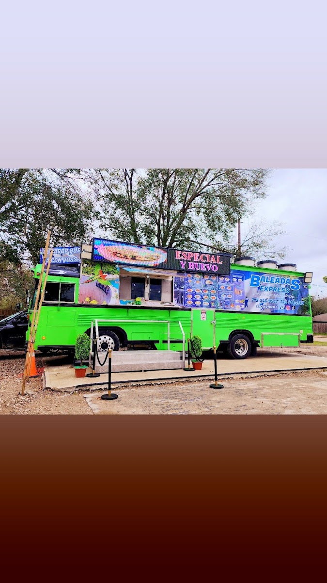 Baleadas Express (Food Truck)-3